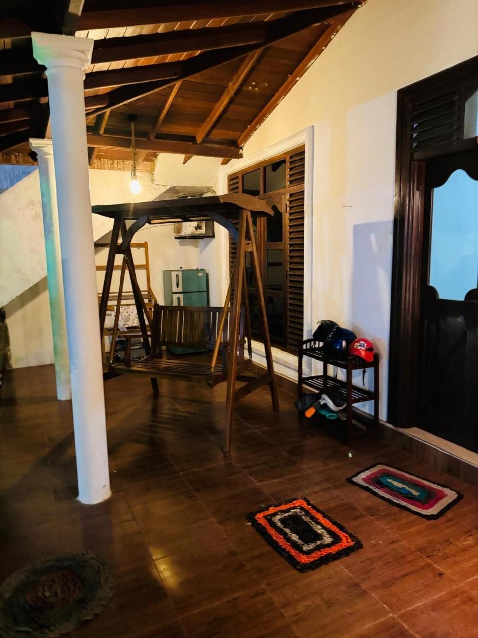 Akash Villa Talaramba Ngoại thất bức ảnh