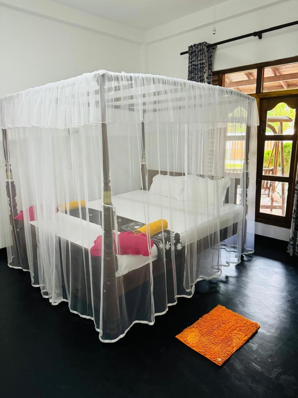 Akash Villa Talaramba Ngoại thất bức ảnh