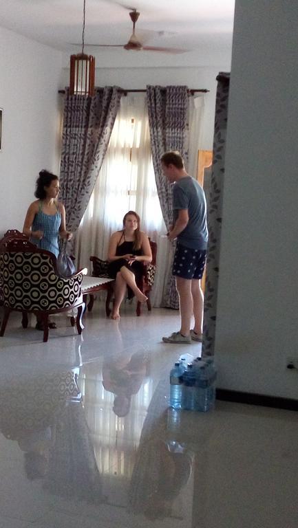 Akash Villa Talaramba Ngoại thất bức ảnh